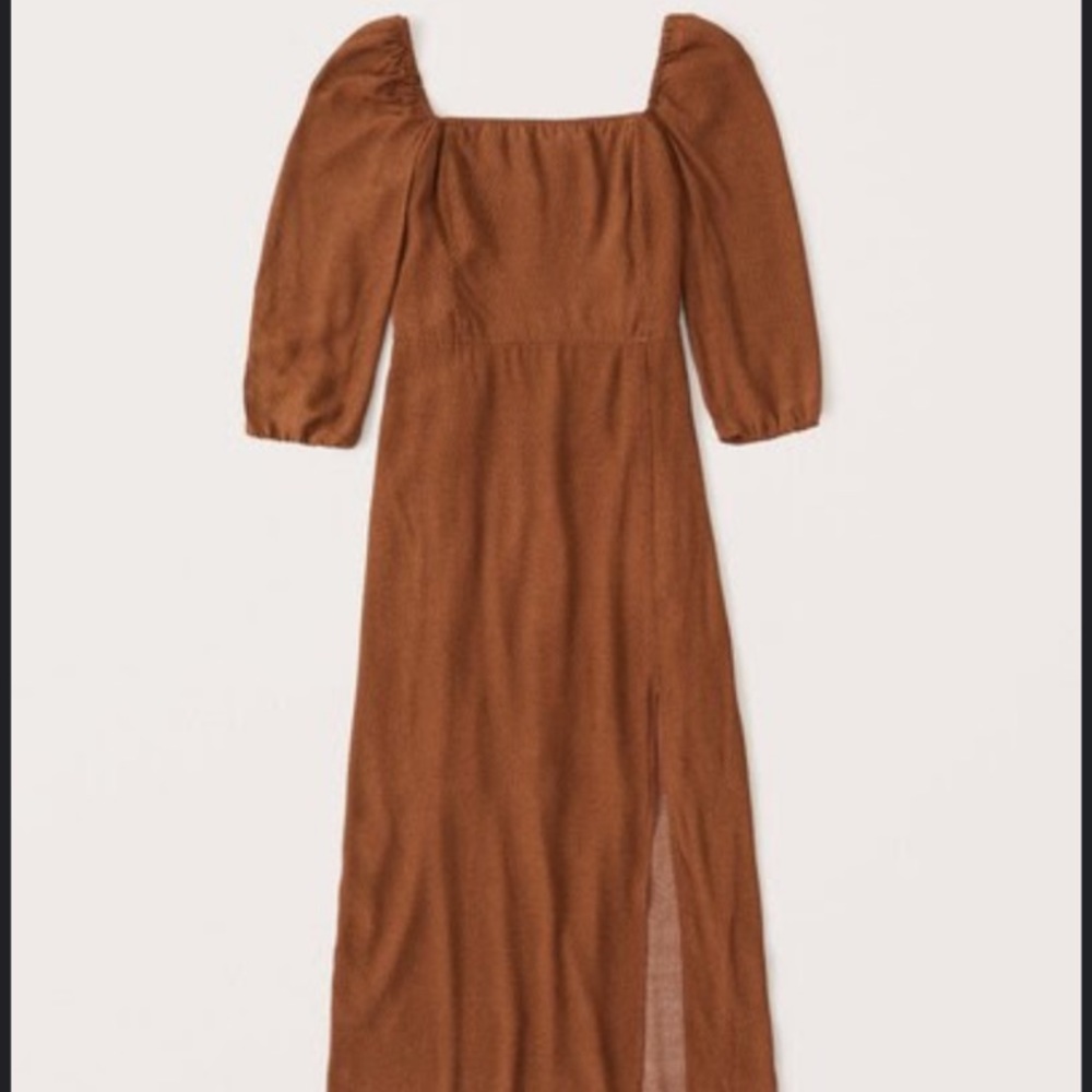 Squareneck Midi Dress
Abercrombie and finch